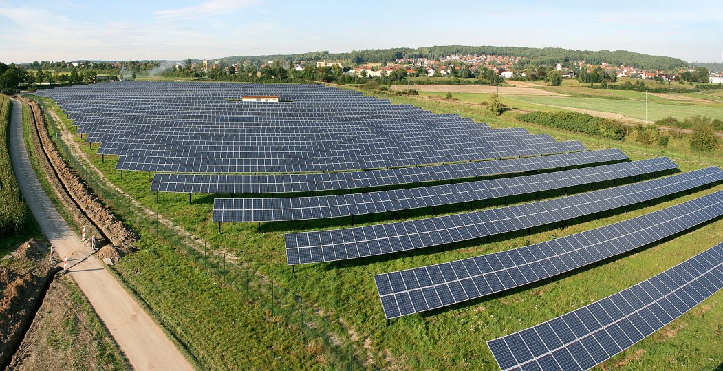 Các tấm pin mặt trời xuất hiện khắp mọi nơi ở nước Đức